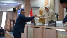 fhoto : penyerahan hasil reses tahap ii tahun 2026 dprd ke pemkot pagar alam