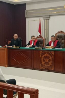Terima Fee Rp4 Miliar dari Agen Kapal, Kepala UPP Sungai Lumpur Didakwa Korupsi