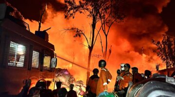 fhoto (istimewa): kebakaran hebat di pagar alam, gudang barang bekas ludes dilalap api