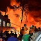 fhoto (istimewa): kebakaran hebat di pagar alam, gudang barang bekas ludes dilalap api