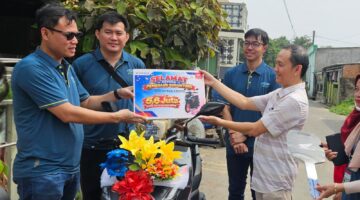 Kejutan HUT ke-56 Astra Motor, Konsumen Sumsel Bawa Pulang Vario 125 Street