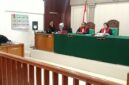 Saat majelis hakim Bacakan putusan terdakwa Ario disidang PN Palembang, selasa (20/10/2026)