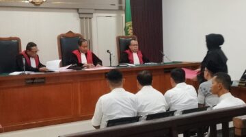 Saat kelima terdakwa Jalani sidang perdana di PN Tipikor Palembang, Rabu (20/10/2026)
