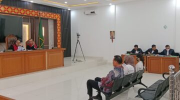 Saat ketiga terdakwa Jalani sidang perdana di PN Tipikor Palembang, Kamis (22/10/2026)