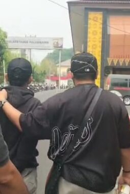Dipergoki Bawa Golok di Kawasan Monpera, YS Diamankan Polisi
