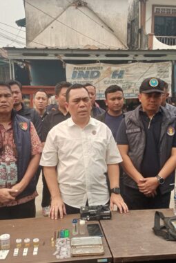 Kembali Digerebek, Tujuh Orang Diamankan dari Kampung Narkoba Lorong Manggar