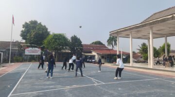 Bersama Warga Binaan Rutan kelas IIB Baturaja Gelar Olaharga Gerak Bersama Sehat Bersama