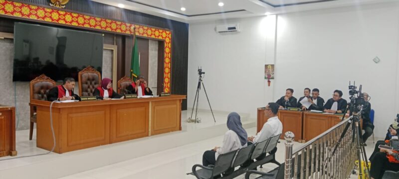 Saat dua terdakwa dihadirkan disidang PN Tipikor Palembang, Rabu (28/10/2026)