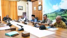 fhoto : rapat persiapan dan pemenuhan kelengkapan data pembentukan bumn di kota pagar alam