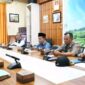 fhoto : rapat persiapan dan pemenuhan kelengkapan data pembentukan bumn di kota pagar alam