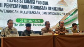 Foto Komisi Yudisial (KY) saat melakukan diskusi publik tentang penguatan kewenangan, kelembagaan, dan integritas peradilan di The Alts Hotel Palembang, Kamis (29/10/2026).